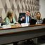 Foto do senador Flávio Bolsonaro na CCJ