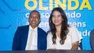 A candidata Mirella, em ato com o prefeito de Olinda, Lupércio - Divulgação