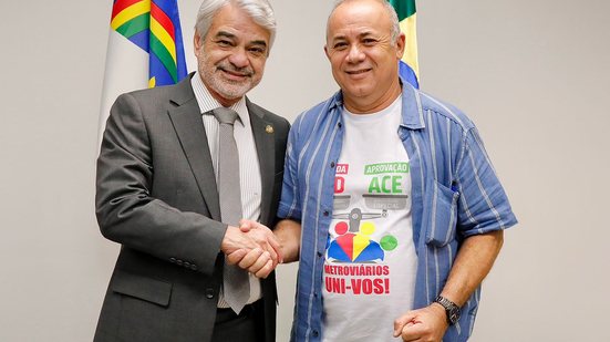 Humberto Costa e Luiz Soares se reuniram para discutir reivindicação do Sindmetro-PE sobre fim da desestatização da CBTU - Divulgação