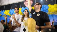 Deputado estadual Romero Albuquerque, em campanha no Recife, usando mote da causa animal - Zack Kalone /Divulgação