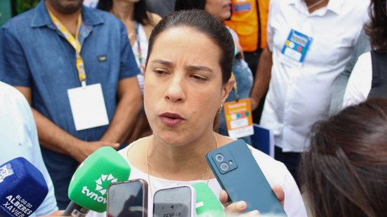 Raquel Lyra, em sua visita ao seminário da Amupe para novos gestores, em Gravatá - Foto: Yan Lucca/Jamildo.com