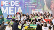 Pé-de-meia paga benefício para estudantes - Marcelo Camargo/Agência Brasil