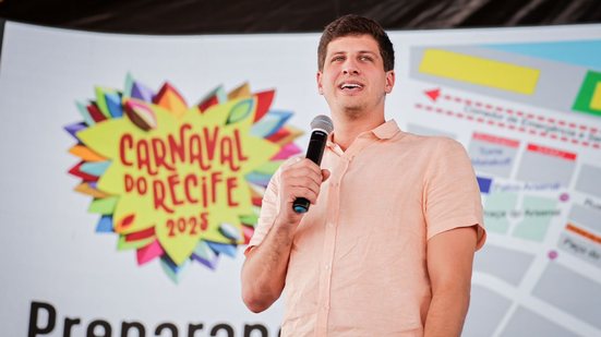 João Campos durante evento sobre o Carnaval 2025 do Recife - Edson Holanda/ Prefeitura do Recife