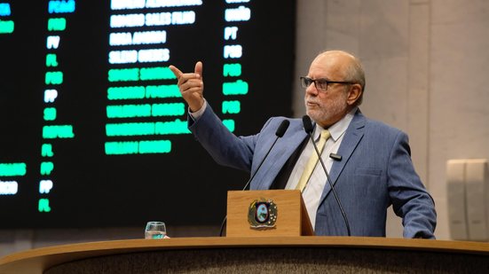 Deputado Waldemar Borges tem acompanhado os temas de educação pela oposição na Alepe - Divulgação