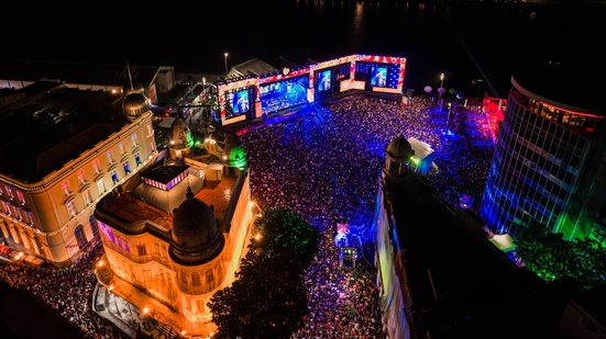 Imagem do Carnaval do Recife em 2025. Festa movimenta comércio bem antes da folia começar - Wiu Rabbit/ PCR