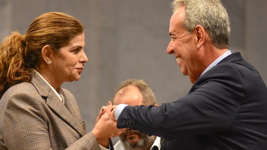 Líder do governo na Alepe no dia em que levou conselheiros de Noronha para cobrar votação de indicação - Socorro Pimentel/Divulgação