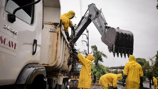 Chuvas na cidade tem gerado impasses para população - Edson Holanda/ Prefeitura do Recife