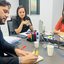 O deputado se reuniu com Luciana Albuquerque e Maíra Fischer - Divulgação