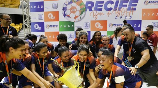 Recife Bom de Bola Futsal começa no sábado (10) - Hélia Scheppa/ PCR