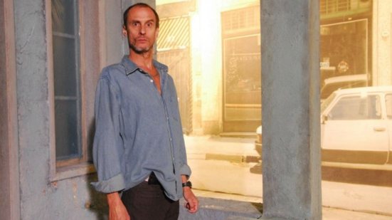 Entre os artistas convidados, o ator, produtor, diretor e humorista Aramis Trindade. - Foto: Reprodução da Internet