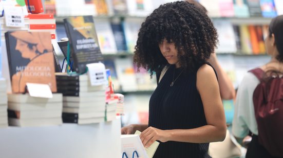 Última edição da Bienal Internacional do Livro de Pernambuco foi em 2023. Evento ocorre em outubro desse ano - Bienal do Livro de Pernambuco