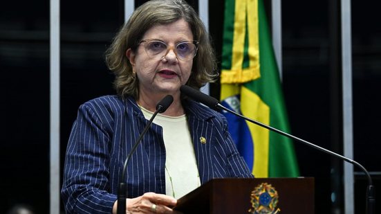 Em seu discurso, Teresa reforçou que a proposta não prevê a criação de cargos nem aumento de gastos públicos. - Foto: divulgação