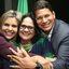 A deputada federal Clarissa Tércio, a senadora Damares Alves e o deputado estadual Pastor Júnior Tércio, autor da proposição que vai conceder título de cidadã pernambucana à Damares. - Foto: Reprodução da Internet