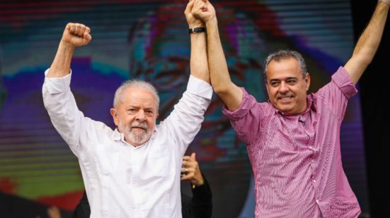 Danilo Cabral foi demitido da Sudene na semana passada. Lula deve anunciar novidades sobre a transnordestina em Pernambuco para acalmar ânimos - Felipe Ribeiro