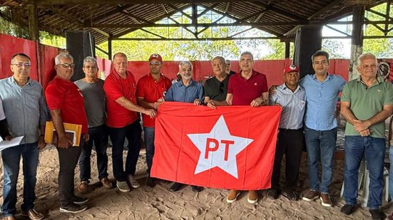 Marcílio Régio e Humberto participaram de evento do MST em Goiana - Divulgação