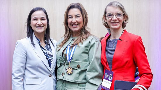Presidente Ingrid Zanella participa da XIX Jornada Lei Maria da Penha
						
						
						Foto Sandokan Xavier - OAB-PE