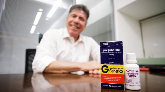 Lula Cabral manda remédios pelos Correios, no Cabo - Pedro Batista/Divulgação