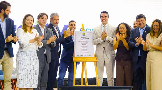 Pinheiro reuniu autoridade nacionais em Caruaru, no lançamento da nova TV - Divulgação