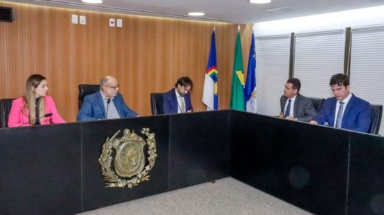 Última comissão necessária, o grupo de Administração aprovou os pedidos de empréstimo da governadora Raquel Lyra. Projetos precisam ir ao Plenário da Alepe - Alepe