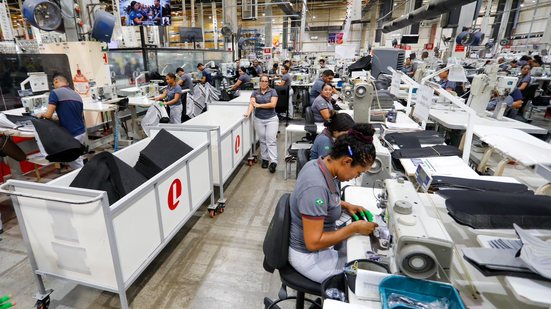 O bom desempenho foi impulsionado por setores chave da economia estadual, refletindo o ritmo de investimentos e obras. - Foto: Miva Filho/Secom