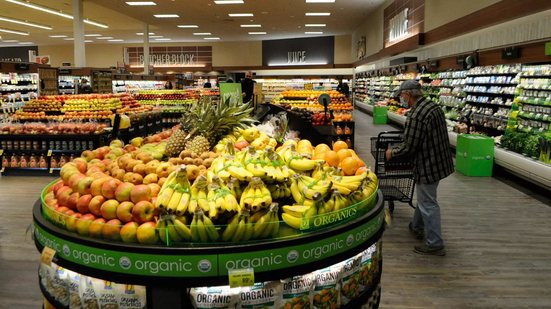 Imagem de um supermercado para ilustrar baixa no valor da cesta básica no Recife
					
					
					DIVULGAÇÃO