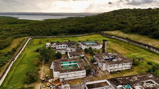 Visão aérea da Penitenciária Barreto Campelo, em Itamaracá - DIVULGAÇÃO/ SECOM PE