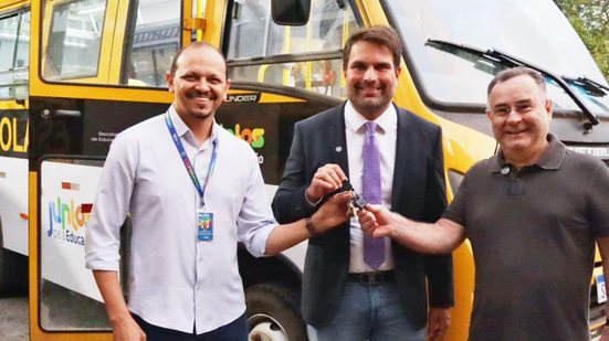 A comitiva de Arcoverde foi recebida pelo secretário executivo de Educação do Estado, Natanael Silva, representante da governadora.