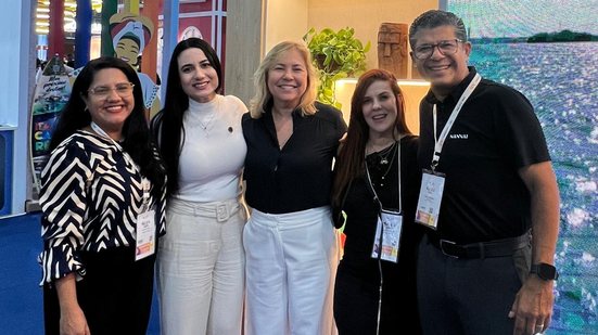 Mucila Pereira, da Triboju, Manuela Fay, executiva da APFN, Lúcia Smith, presidente da APFN, Fabiana De Sanctis, vice-presidente e Alex, do Nannai, na ABAV 2025..