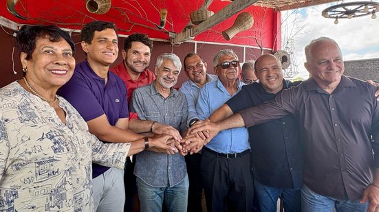 Imagem Humberto Costa recebe apoio de prefeitos e fortalece base para candidatura à reeleição ao Senado