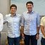 Fernando Filho, João Campos, Simão Durando e Antonio Coelho; todos em pé lado a lado e sorrindo