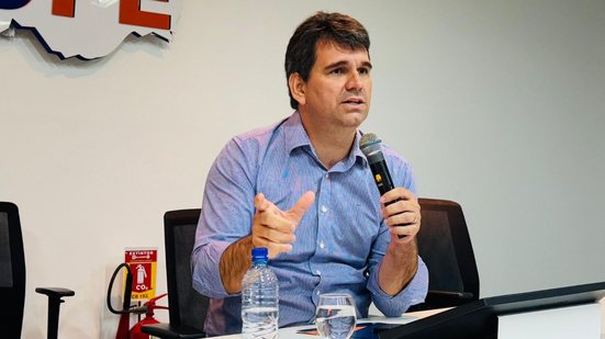 Imagem Amupe informa municípios sobre crédito federal bilionário para obras em educação e saúde