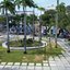 Praça do Arsenal vista de frente, com coqueiros no centro