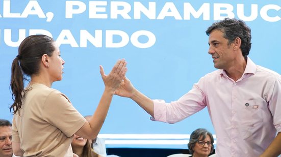 Raquel e Daniel, em evento oficial