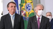 Ex-presidente Jair Bolsonaro e o ex-presidente do Tribunal de Contas da União, José Múcio Monteiro, hoje ministro da Defesa, durante evento no Palácio do Planalto em dezembro de 2020