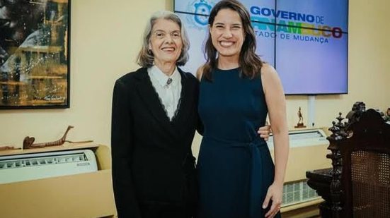 Carmem Lúcia, do STF, ao lado de Raquel, no Campo das Princesas