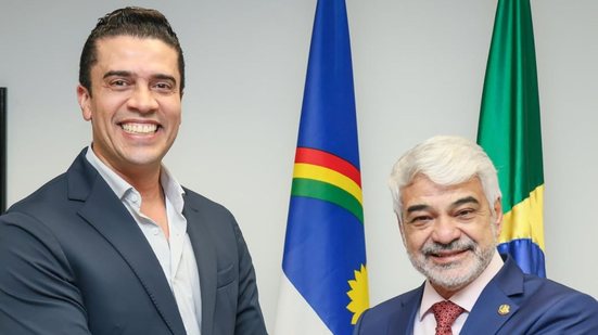 Imagem Rodrigo Pinheiro oficializa apoio à reeleição de Humberto Costa para 2026