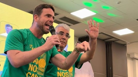 Imagem Eduardo Moura se projeta nacionalmente, reforça candidatura no Ceará e recebe aplausos de Michelle Bolsonaro