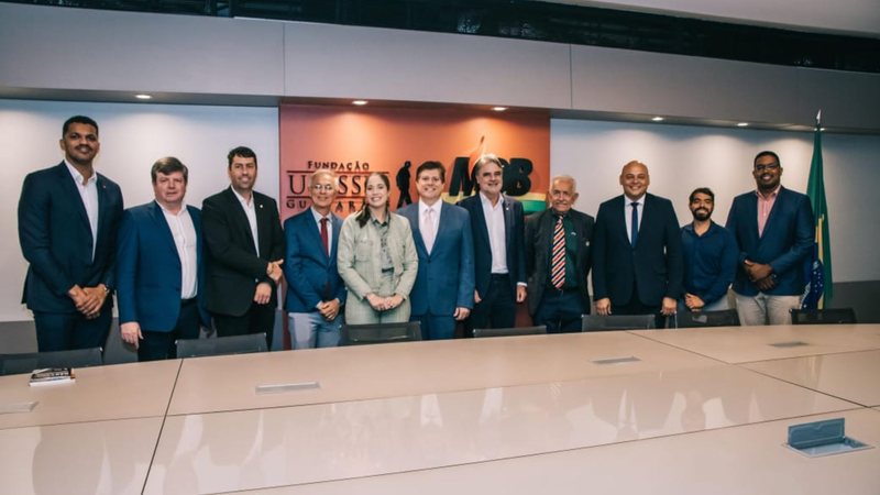 Raul Henry lidera articulação do MDB para montagem de chapa a