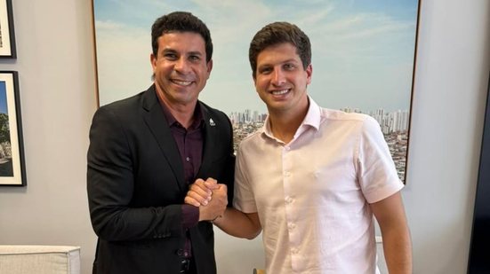 Imagem João Campos diz manter diálogo com PT após conversa com Carlos Veras: "falamos semanalmente"