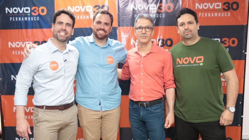 Eduardo Moura fala em \u0027pular muro em Brasília\u0027 e oficializa pré\u002Dcandidatura à Câmara Federal pelo Novo