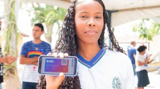 Programa garante benefícios a jovens de baixa renda
					
					
					Divulgação