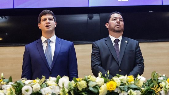 Imagem Presidente da Câmara do Recife diz que pedido de impeachment contra prefeito do Recife não se sustenta