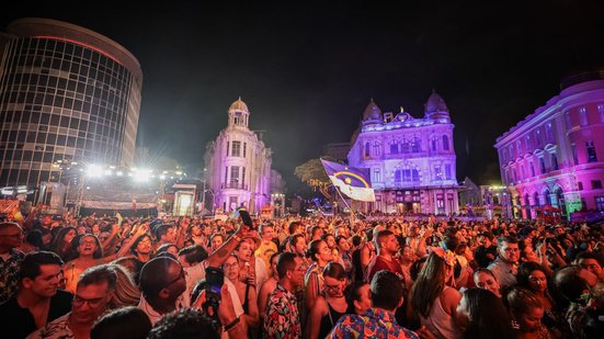 Mais de 3,5 milhões de foliões participaram de celebrações no Recife
					
					
					Prefeitura do Recife