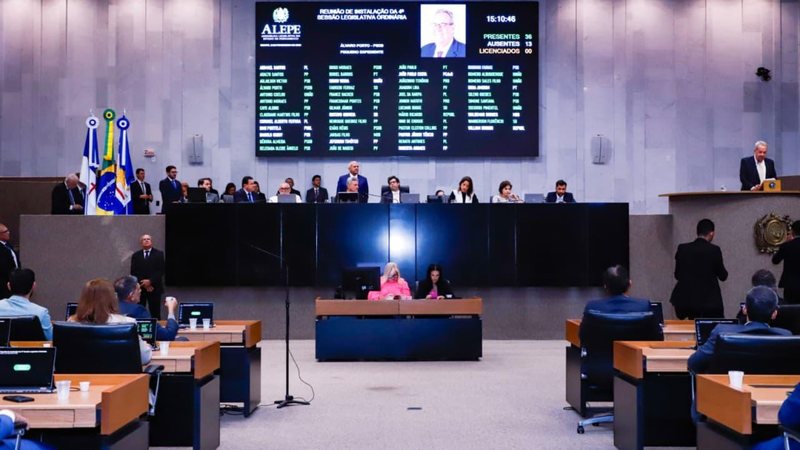 Alepe começa trabalhos com embate por tempo de fala após manobra da Oposição