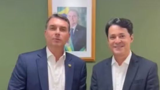 Anderson Ferreira deve ter candidatura avulsa a João e Raquel
					
					
					Reprodução