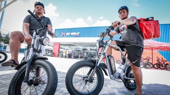 Projeto proíbe a circulação de bicicletas elétricas e semelhantes em pistas com limite acima de 50 km/h
					
					
					Edson Holanda/PCR