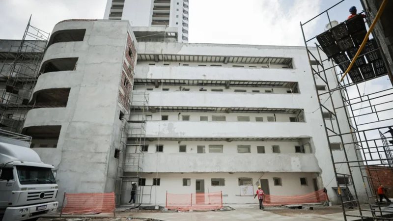 Prefeitura do Recife entrega habitacional para famílias afetadas por obras da Ponte Jaime Gusmão