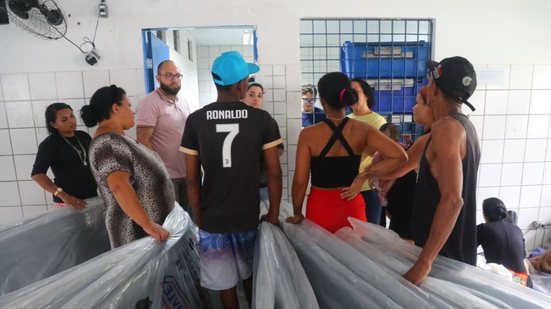 Além da Comunidade dos Coqueiros, a prefeitura informou que o cronograma de entregas de donativos seguirá para outras localidades afetadas nos próximos dias, conforme os dados levantados pelas visitas técnicas da Secretaria de Assistência Social.
						
						
						Foto: Divulgação