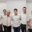 Montagem de 3 fotos. João Campos com Fernando e Fernandinho Urquiza. João com Elias e Betinho Gomes e João Campos e Jorge Alexandre