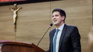 Imagem Em giro no Agreste, João Campos recebe título de cidadão de Garanhuns